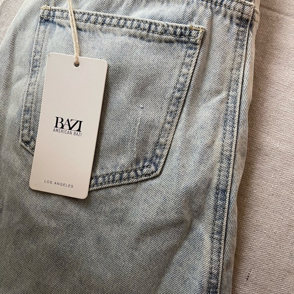 Distressed Light Blue Women's Jeans - Picture 9 of 9